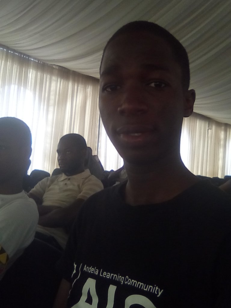 Final meetup 5.0 After ALC what next??? <a href="/kanyinsola_f/">KF</a> will be answering that. <a href="/sodiqOladeni/">Sodiq Ogunyeiwa</a> explaining importance of meetup. S/O to <a href="/Chiomy0/">Chioma James</a>  @Bollybkampo <a href="/Sayo_Babalola/">Oluwasayo Babalola</a> <a href="/awwal1999/">Lawal Akanbi</a> #ALCwithGoogle #ALCoyo @Andela_Nigeria <a href="/lpi_hub/">LPI Innovation Hub</a>