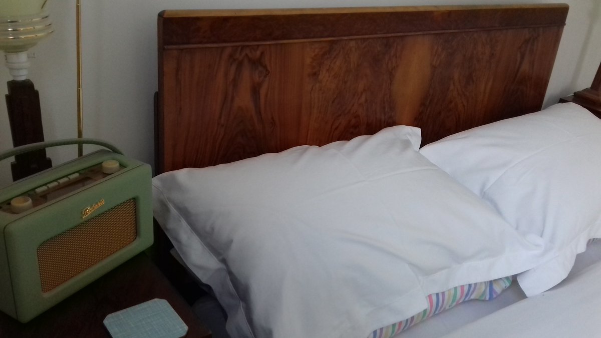 ControlTowerNC's tweet photo. #SignalsRoom - our very popular larger double room with green art deco en suite bathroom is available next weekend
Fancy a little North Norfolk getaway?
mail@controltowerstays.com to book
#Getaway #Norfolk #Relaxed #bedandbreakfast https://t.co/VjrWQFDfJ6