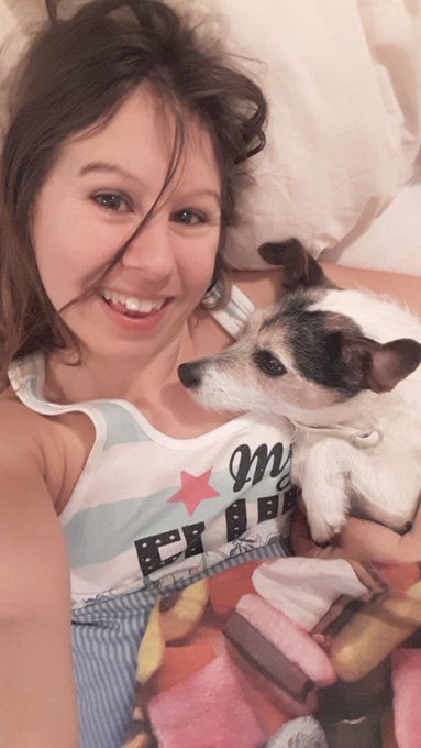 Everybody needs a bosom for a pillow #weekend lie in xx https://t.co/Mn7QQEeG1R<a href="/tag/weekend"class="tags">#weekend</a>