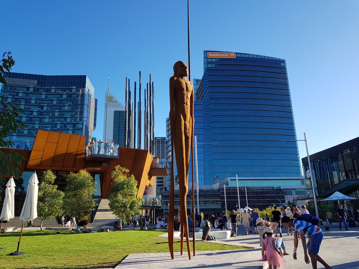 gabizibi's tweet photo. #YaganSquare finally opened! New link between #Northbridge and @CityofPerth Well done. @anotherdayinWA https://t.co/hzrVS4faQQ