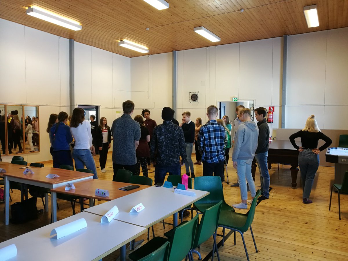 Uusi nuvakausi alkaa aina aloitusseminaarilla! Paraikaa opetellaan toistemme nimiä lännen nopeimman keinoin. #lprnuva