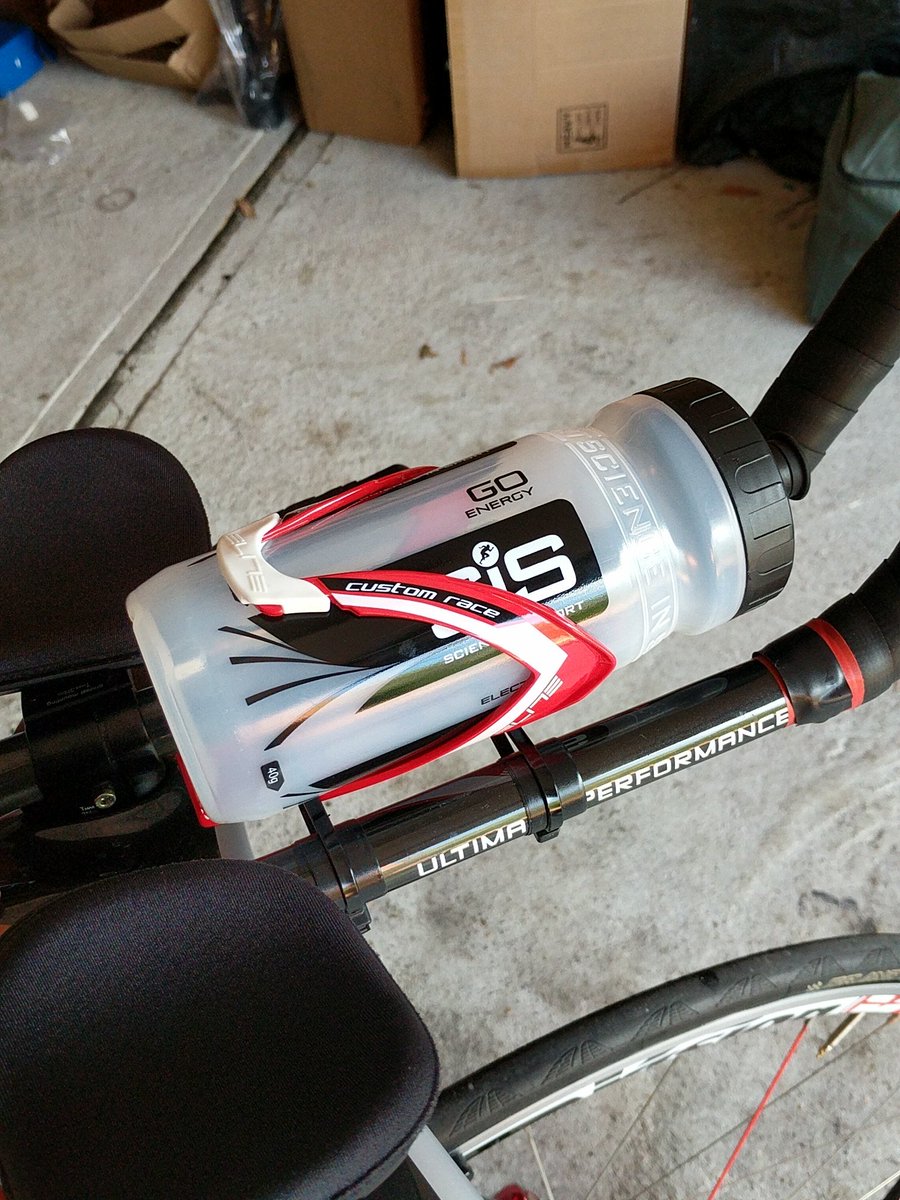 ahmad2x4's tweet photo. Installed a cheap hydration system with zip ties #trihack https://t.co/pXbvL3Ntml