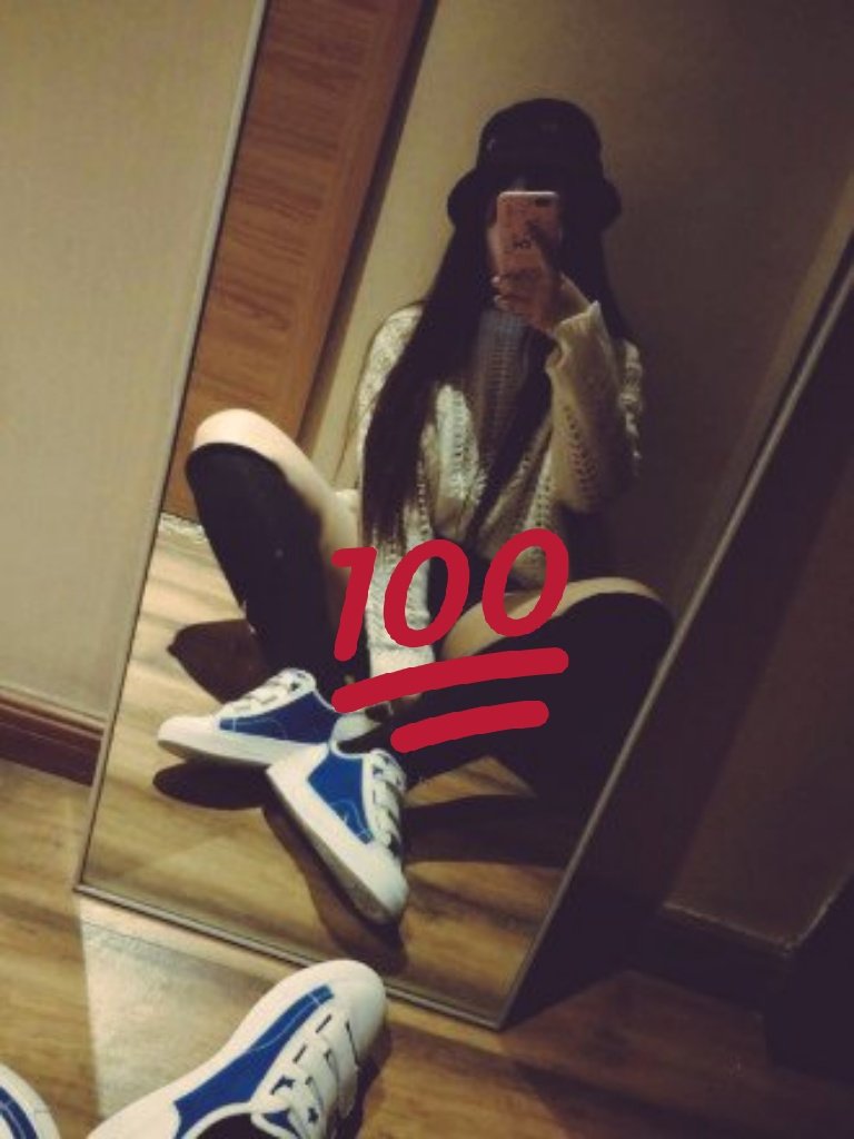FD26058695's tweet photo. 오늘 이러고 홍대할건데 저 만나�� 아는척 해주세요 ㅋㅋ

#오늘 #홍대 #페티쉬 #판매 #신던양말 #여고생 #초보팸돔 #초보판매 #초보트위터 https://t.co/JhgMYZVn53