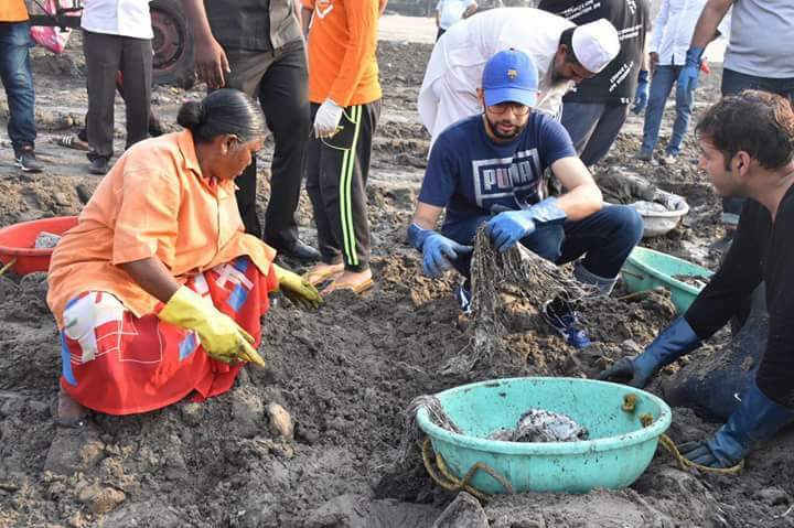 vaibhavivchavan's tweet image. आज सकाळी, शिवसेना नेते,युवासेना प्रमुख मा.श्री. आदित्य साहेब ठाकरे यांनी आफरोझ शाह सोबत वर्सोवा बीचवर स्वच्छता मोहीम 

#Cleanliness #VersovaBeach #Mumbai
#ShivSena #YuvaSena
@AUThackeray