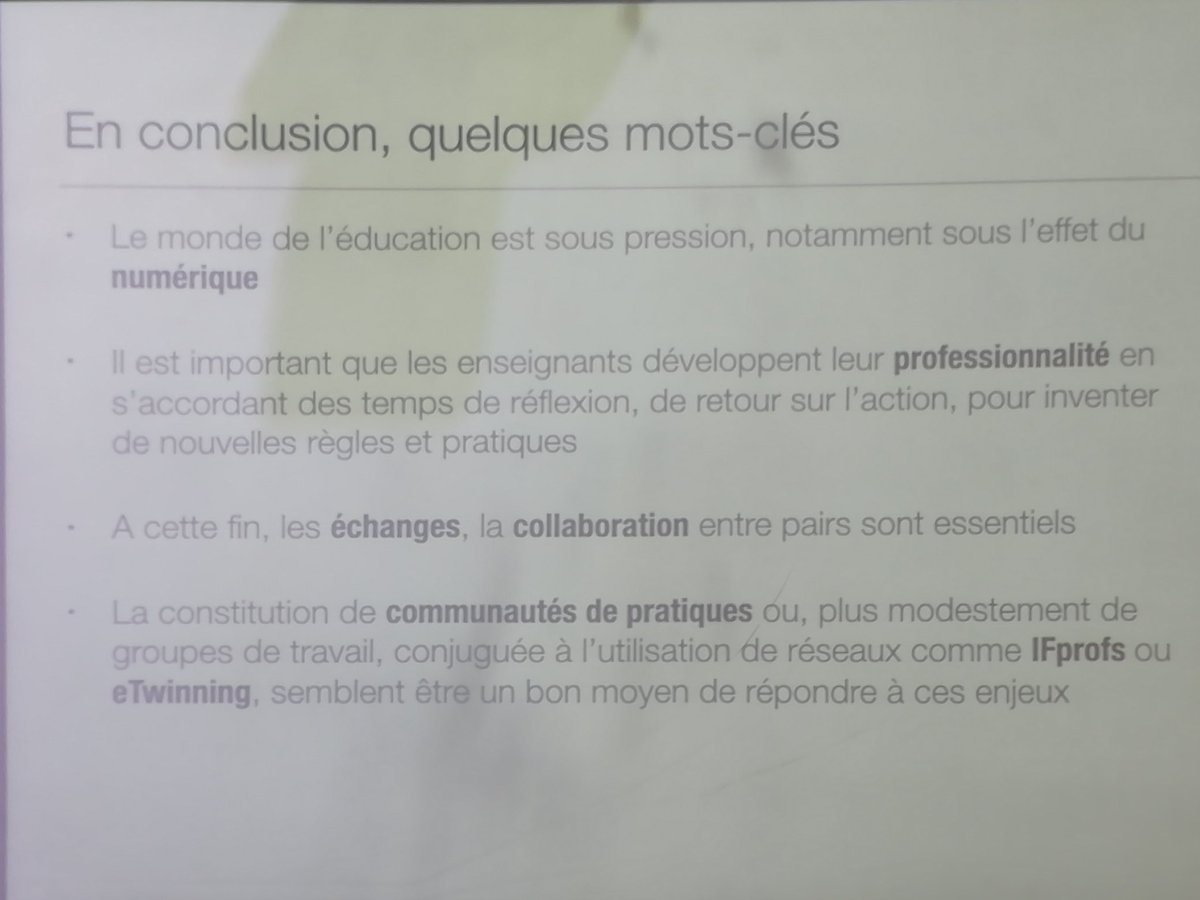 CaroleForja's tweet photo. @InstitutFrLiban Belleinvitation de Thierry Soubrié @Sutheland à la #reflexivite et a la collaboration pour un développement professionnel des enseignants, notamment via le numérique, #IFprofs et #eTwinnig 
#EDEX2018 #EDEX #MEHE @IFprofs @IFParis @InstitutFrLiban https://t.co/nMfNLyqhi3