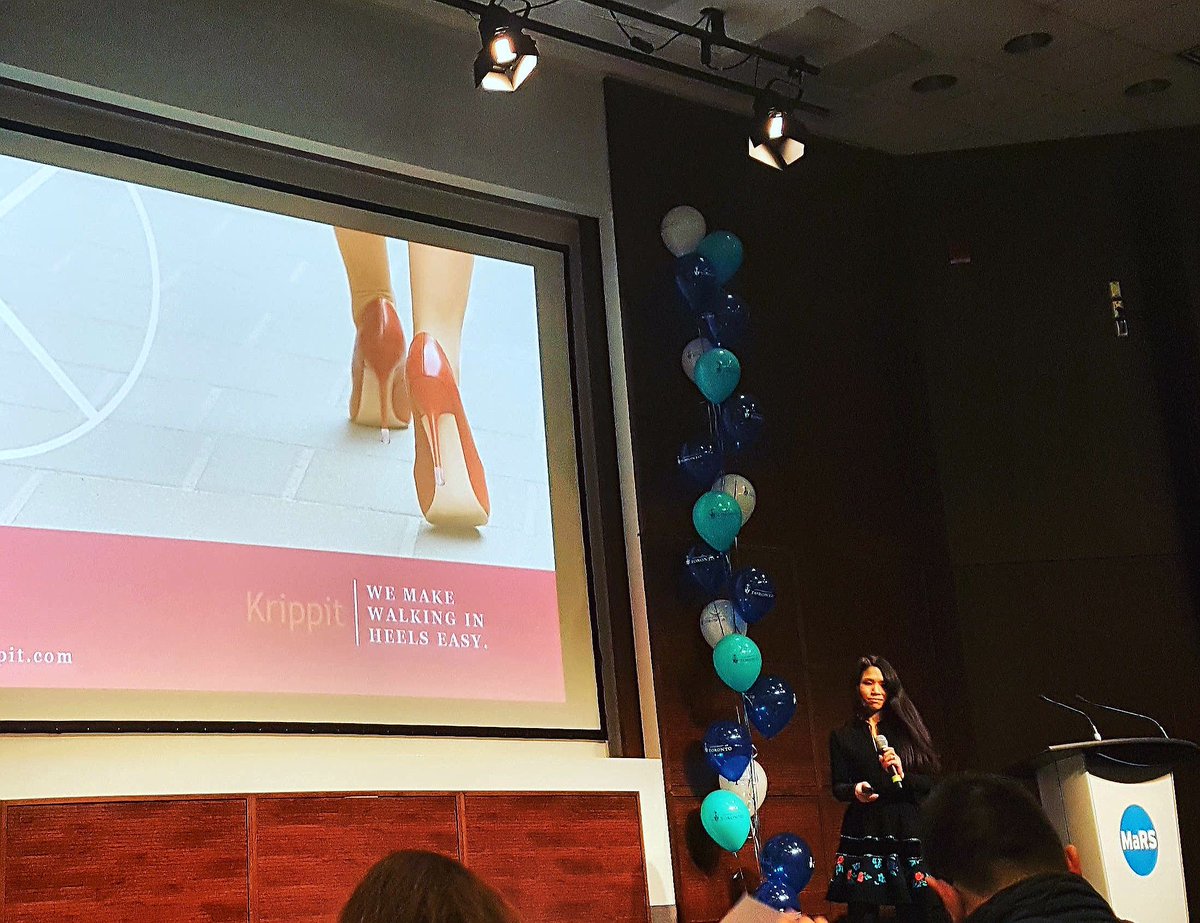 Krippit1's tweet photo. pitching at yesterday's #uoftentrepreneurship #uoftinnovation
#rbcuoft #krippit1 #femalefounder #FoundingTO https://t.co/NnKZA6WXYD