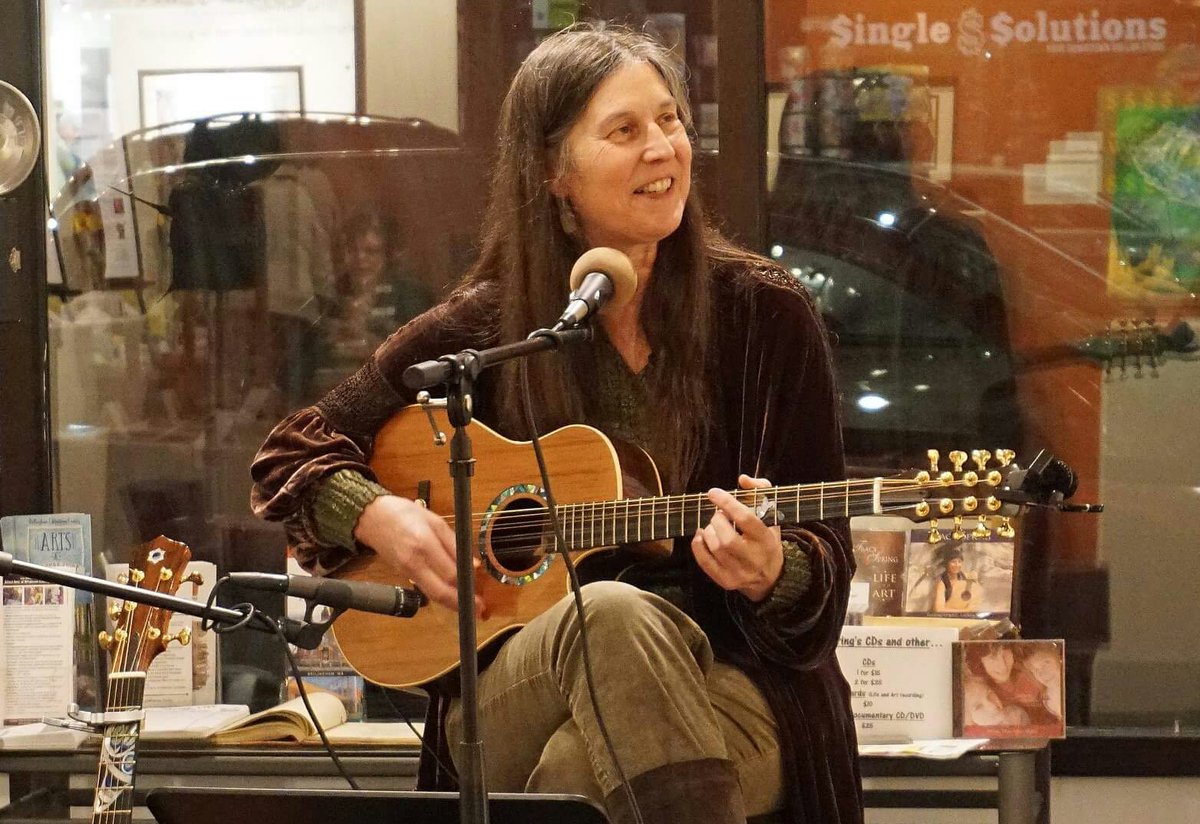 BplLibrary's tweet photo. Great time tonight @AlliedArtsWC with community art, lively conversation and a great performance by Bellingham singer/songwriter Tracy Spring! #whatcomreads #heartmusclefist https://t.co/GWNdDD6aqa
