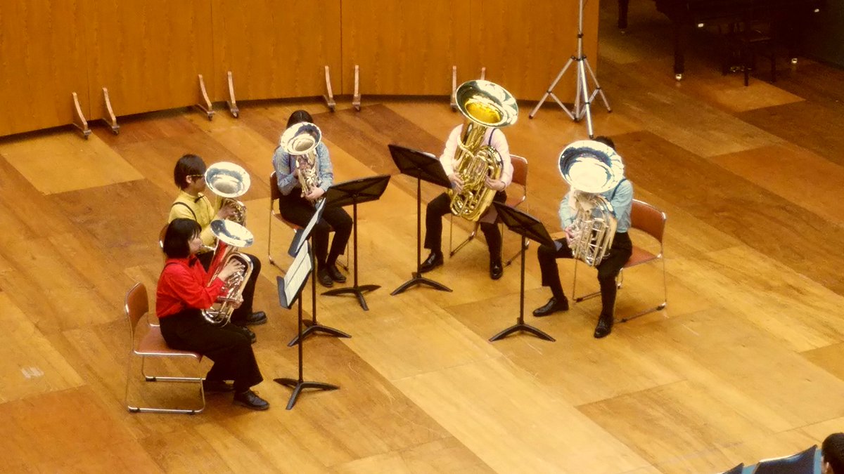 続いて、高校、大学で共に演奏した仲間たちと結成したという皆さん！
[5.tic tac quintetto]

The Times／高橋宏樹

ユーフォニアム1st 渡邉凜々華
ユーフォニアム2nd坂木優杜
ユーフォニアム3rd 樋渡香菜
テューバ1st 中島未来也
テューバ 2nd大枝克弥