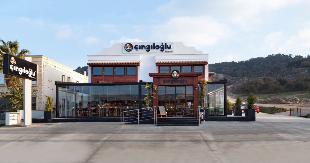 👨🏻‍🍳Kahvaltı, küçükten büyüğe istisnasız hepimiz için en güzel öğündür. @Gökçebel Şubemizde  sevdiklerinizle yada ailenizle gerçekleştireceğiniz kahvaltıda sizlere eşsiz lezzetteki  ürünlerimizi sunmaktan @çıngıloğlu ailesi olarak mutluluk duyarız.😊