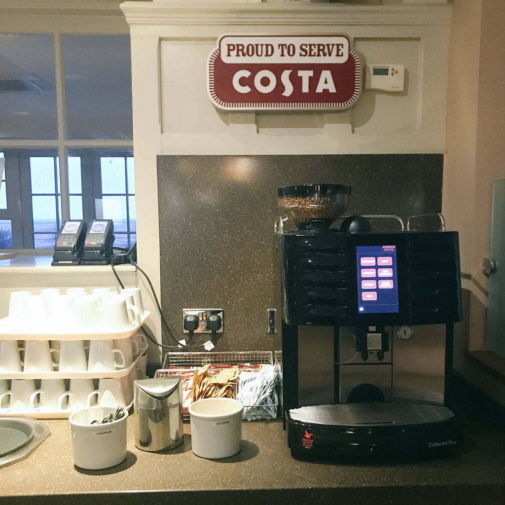 To all our guests, we are open for breakfast, lunch and dinner today but our kids soft play area will be closed. We ask that if you do venture down to be safe and only use our Premier Inn entrance (car park) as the patio and garden entrance are closed off. #StormEmma #StaySafe