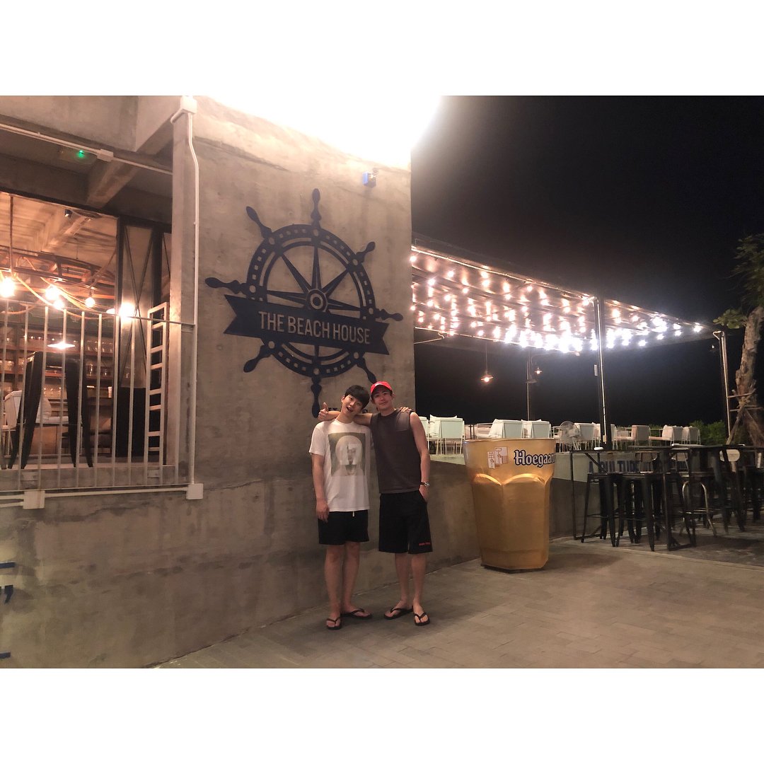 2pmsnaps's tweet photo. [JUNHO INSTAGRAM(8P)] le2jh: Love this place with NK, CS #seenspacehuahin... 4/8P https://t.co/4dwpvXKJKD #kpopsnaps https://t.co/IIotHXUMSQ