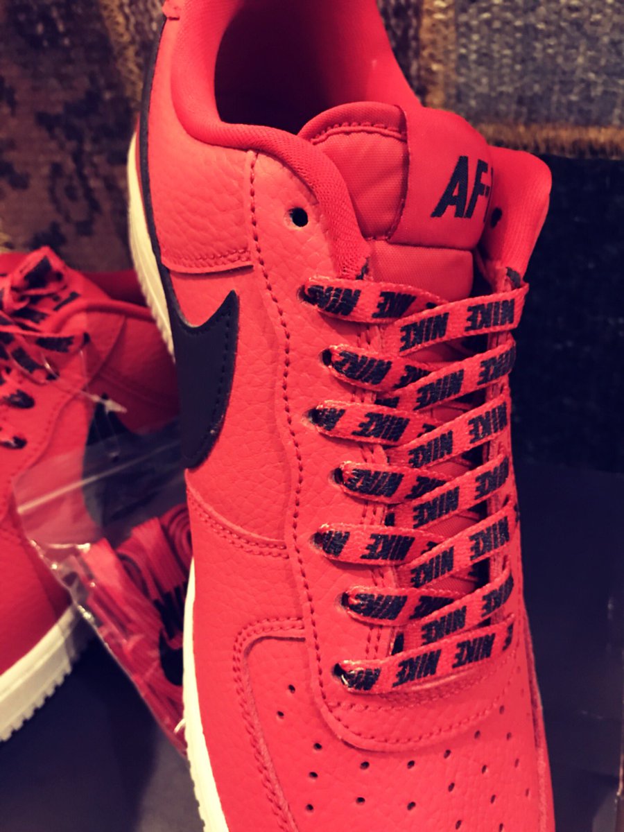 matatabinocona's tweet photo. 今日の収穫！ホワイトを履き潰す！

 #AIRFORTH1
 #NIKE https://t.co/VJ8GRY7XSI