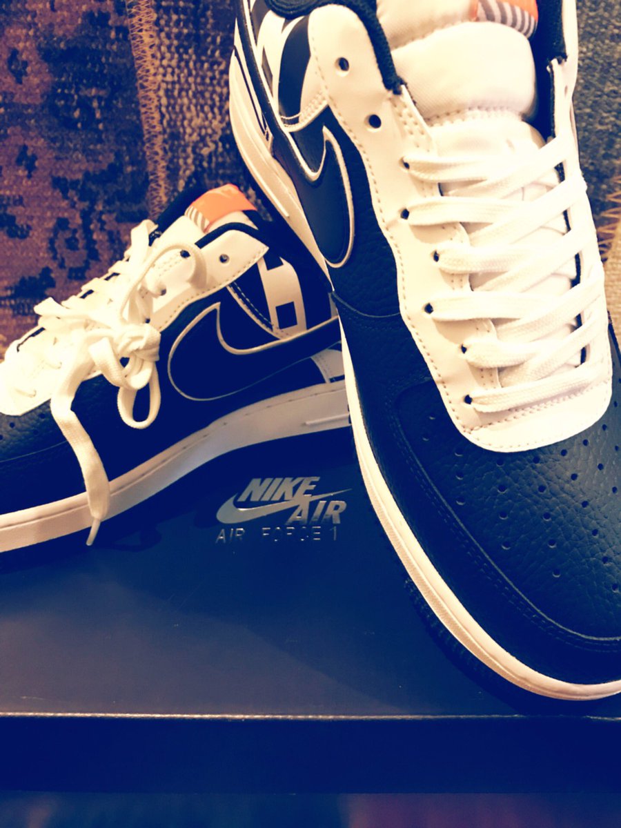 matatabinocona's tweet photo. 今日の収穫！ホワイトを履き潰す！

 #AIRFORTH1
 #NIKE https://t.co/VJ8GRY7XSI