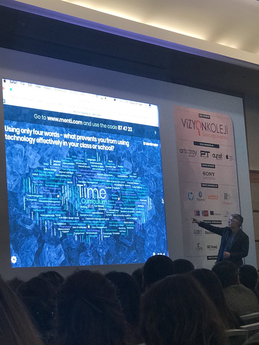 NBernaAslan's tweet photo. “Why shouldn’t education evolve with/next to the technology?Strong leadership behind using technology is needed. We should celebrate learning with technology. As teachers,we need to hack technology.” #Mindset4Change #technologyevolves @ostringer @EdTechSummit https://t.co/iFIL2zfoc5
