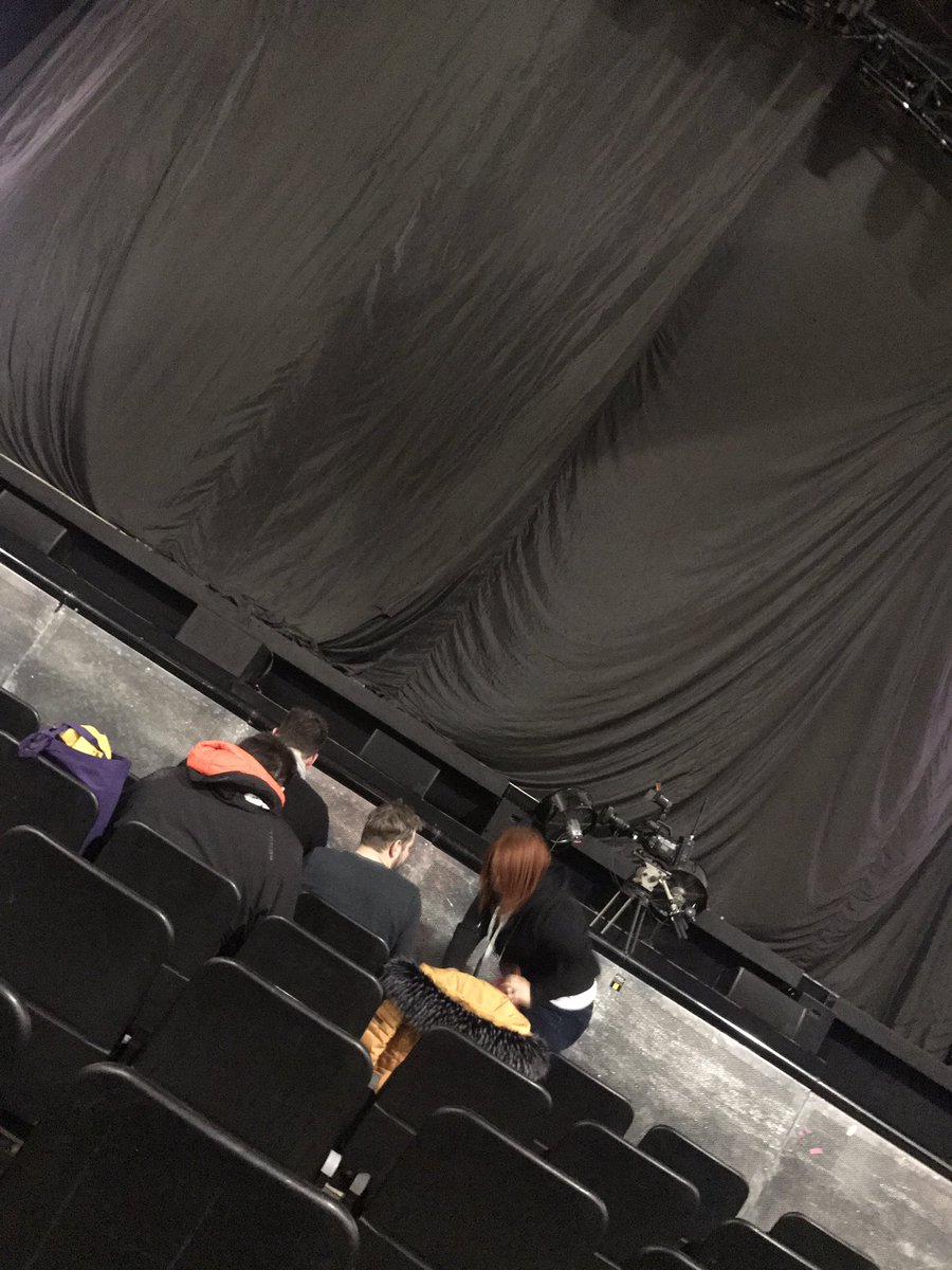 Lauren_Beryl's tweet photo. X factor tour sheffield 2018! We was so close!! @MylesRakSu @RakSuJam @RakSuMusic @rakeshfilm @AshleyRaksu we love you!❤️ https://t.co/BwPWt6uEB6