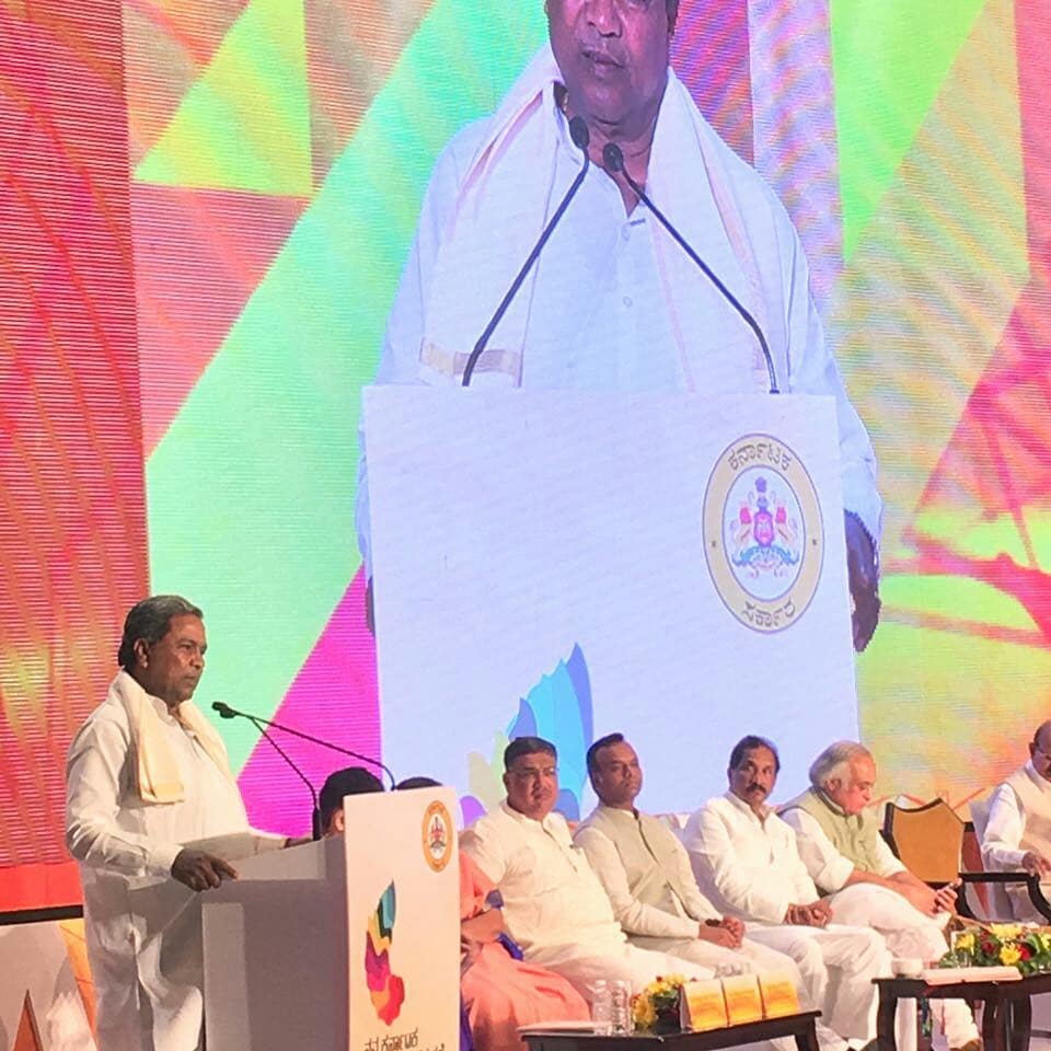 phase1xperience's tweet photo. Hon'ble Chief Minister @CMofKarnataka at the Nava Karnataka Nirmana Conclave with a panel of eminent speakers @rajeevgowda Shri Krishna Byre Gowda, Shri S Ayyapan, Shri.V.K Nataraj and Dr. Chaya Degaonkar #navakarnataka2025 #karnataka #phase1experiences @PriyankKharge https://t.co/fOcVmSOxRY