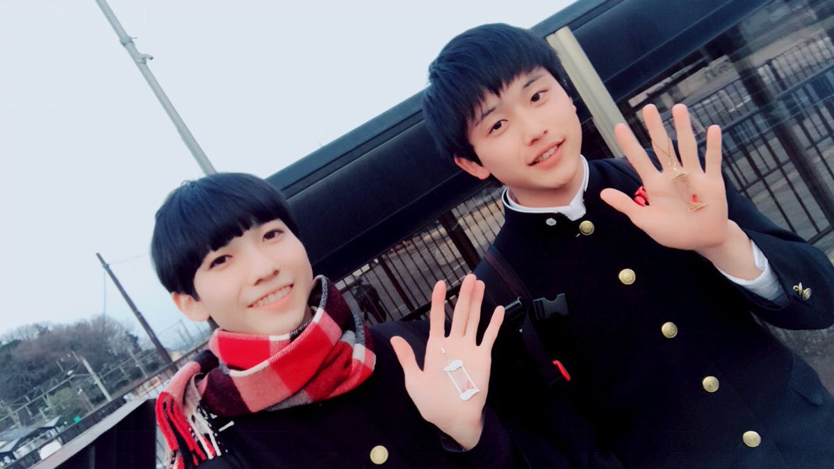 cheru0729's tweet photo. 2018.3.3 下館第二高等学校を卒業しました。
まだ全然卒業した実感が湧きません。みんな、今まで本当にありがとうございました。

そして何より、3年間同クラで、席も離れなくて、一番近くにいてくれた未知には本当に感謝しかありません。もう会えないかもしれないけど、ずっとずっと大好きです。 https://t.co/QvL5nSNuD4