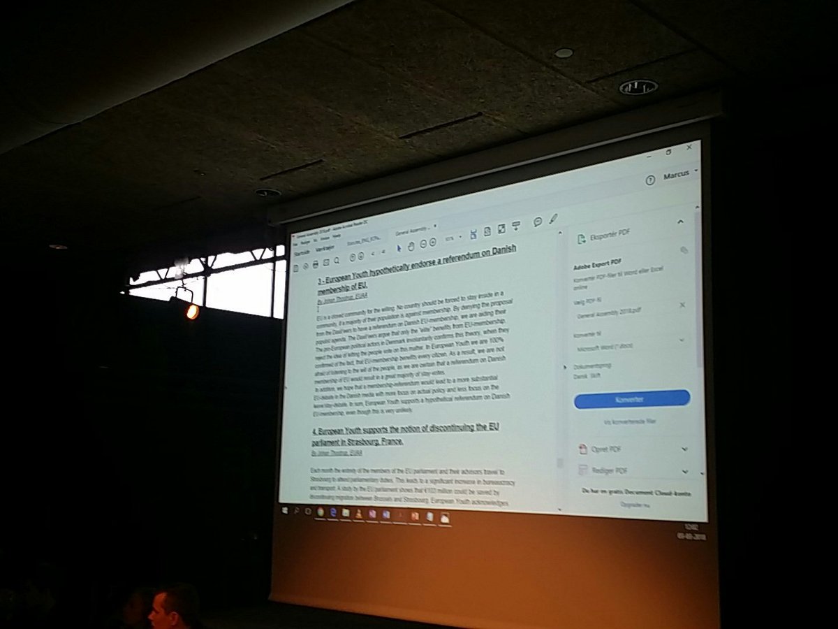 ChrWilche's tweet photo. Breaking! Europæisk Ungdom har lige vedtaget at vi støtter en hypotetisk afstemning om EU-medlemskab. 

#EULM https://t.co/kuQo90hoWE