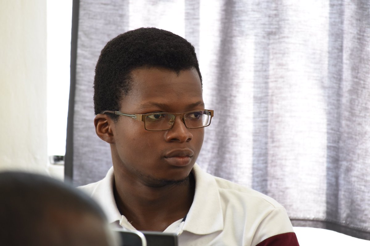EtriLabsCotonou's tweet photo. Workshop animé par @douardoInc sur  l’intégration continue de @Docker avec #Jenkins #DockerCotonou #Docker #EtriLabsSession https://t.co/JHmLQAqhox