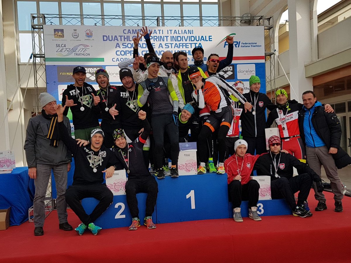 Triathleteita's tweet photo. Al Freezone il 1°Trofeo Coppa Crono maschile
Complimenti anche al Raschiani Triathlon Pavese e al @CusParma!
Rimanete aggiornati sulle nostre pagine Facebook, Twitter @Triathleteita e Instagram @triathletemagazine
#Triathlon #TriathleteItalia #Triathlete #WinForYourself https://t.co/jnRQIvvWIG