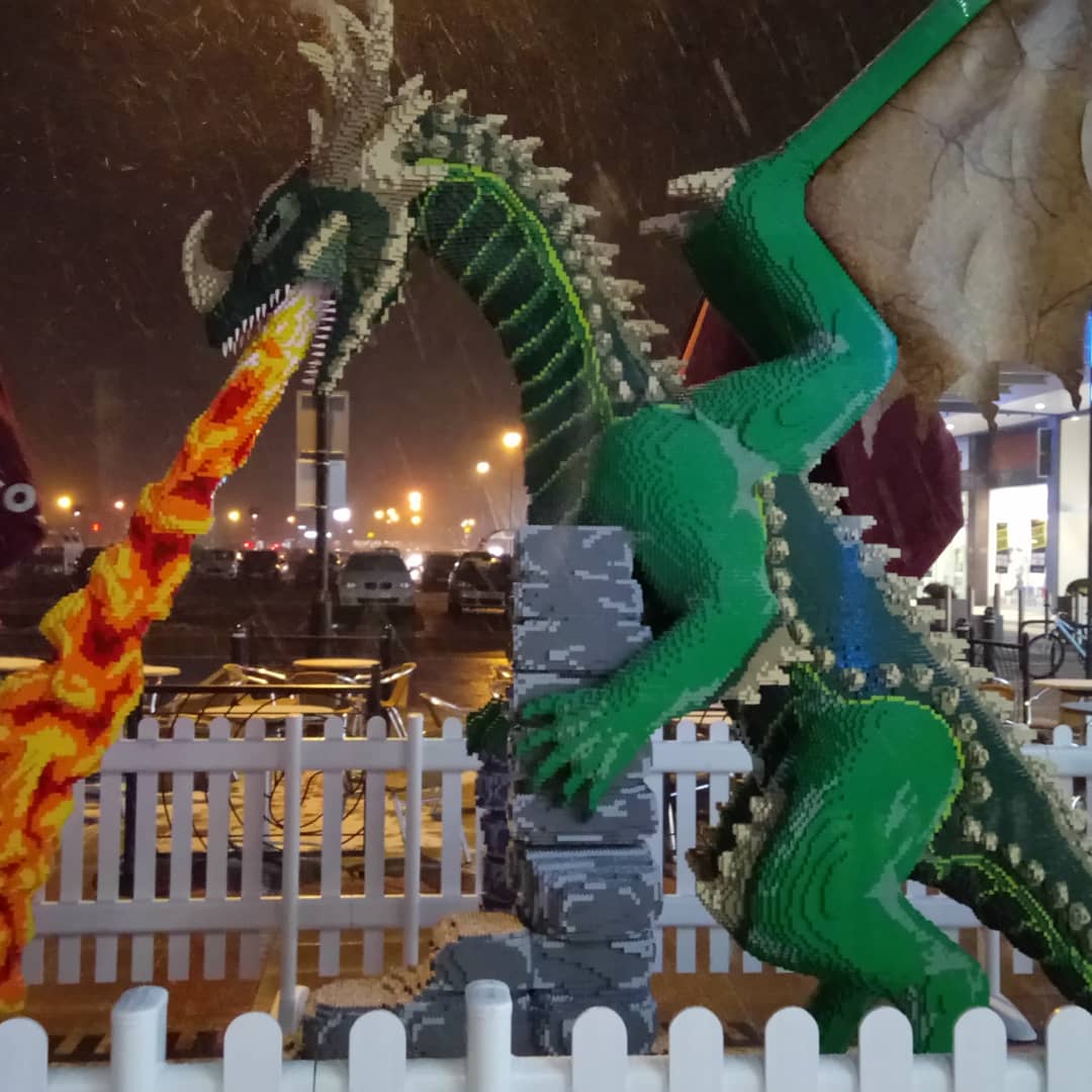 ktdymruff's tweet photo. A Dragon made entirely out of Lego!!! #Lego #snow #coldweather #Dragon #Wales #Impressive https://t.co/zuXely8br5