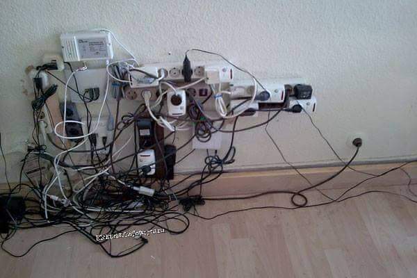 Er is altijd plaats voor een extra stekker.😆