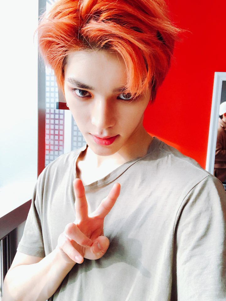 NCTsmtown's tweet photo. 오늘 조명이 밝아서 셀카 많이 찍어봤어요 ㅎㅎ 여러분 오늘도 응원 많이 와주셔서 감사합니다 ! 알러븅 ~
-TY https://t.co/tvcJBGExo5