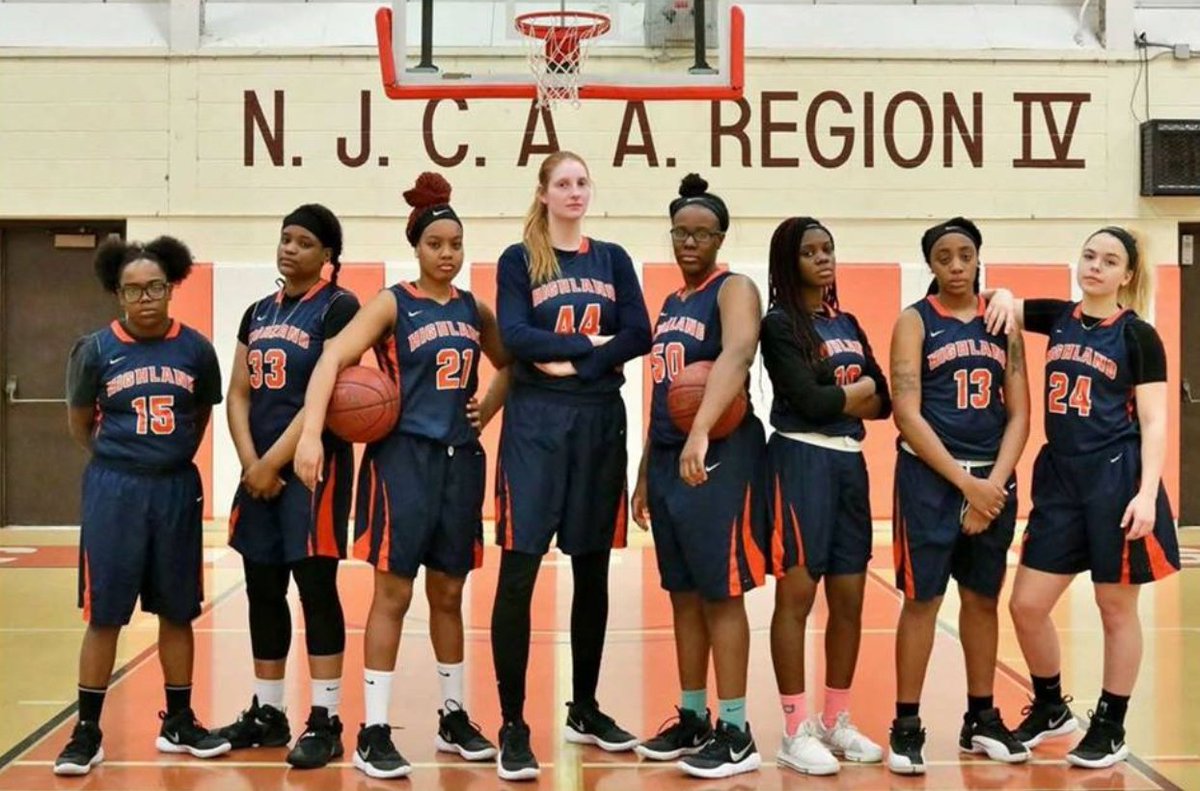 Congrats to BA alumnus Naomi McKenzie on being named All-Region First Team, as her and fellow BA alumnus Mya McKenzie won Region IV with Highland and take the  #1 seed into the post-season 👏#AbbeyNation