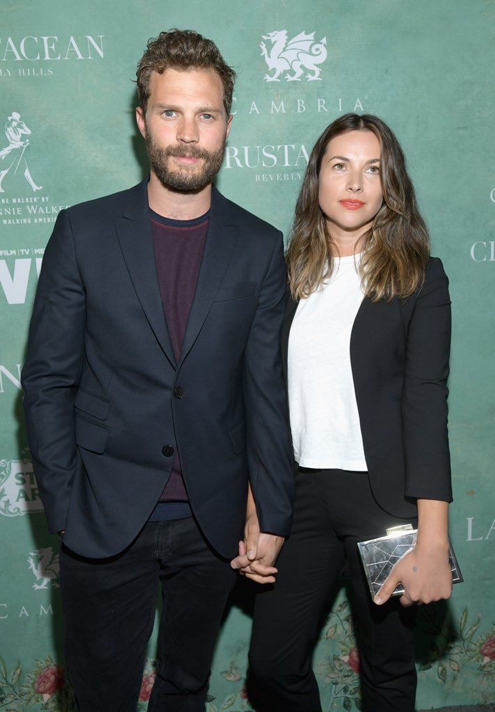 RoratoSilvia's tweet photo. #JamieDornan #AmeliaWarner #JamieAndMillie #VeryMagnificent #Wonderful #Sweet #WomenInFilmPreOscarCocktailParty Thanks so much @JamieDornan_org https://t.co/iAJ6C7zUo6
