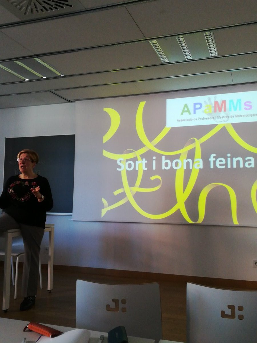 CRP_baixmaresme's tweet photo. Jornada #APAMMS. Carme Burgués. Avaluació i matemàtiques. @SSTTMVO @SEmataro https://t.co/qUQF7f8NsH