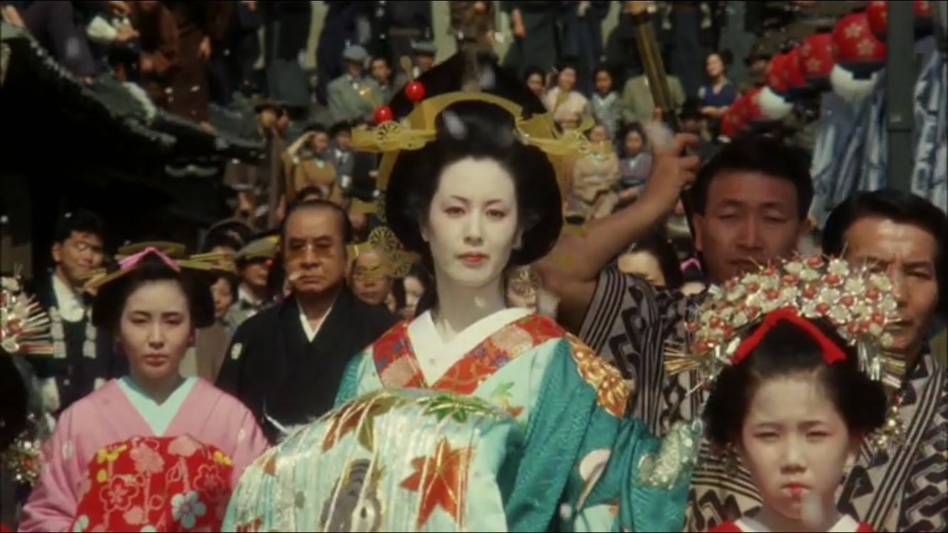 フリート横田 知らん間にアマゾンプライム会員になってた もったいないから映画観てる 久々に 吉原炎上 観たが 花魁道中やる名取裕子が素敵すぎるな 口元がいいよな T Co Qm5gy1wkkr Twitter