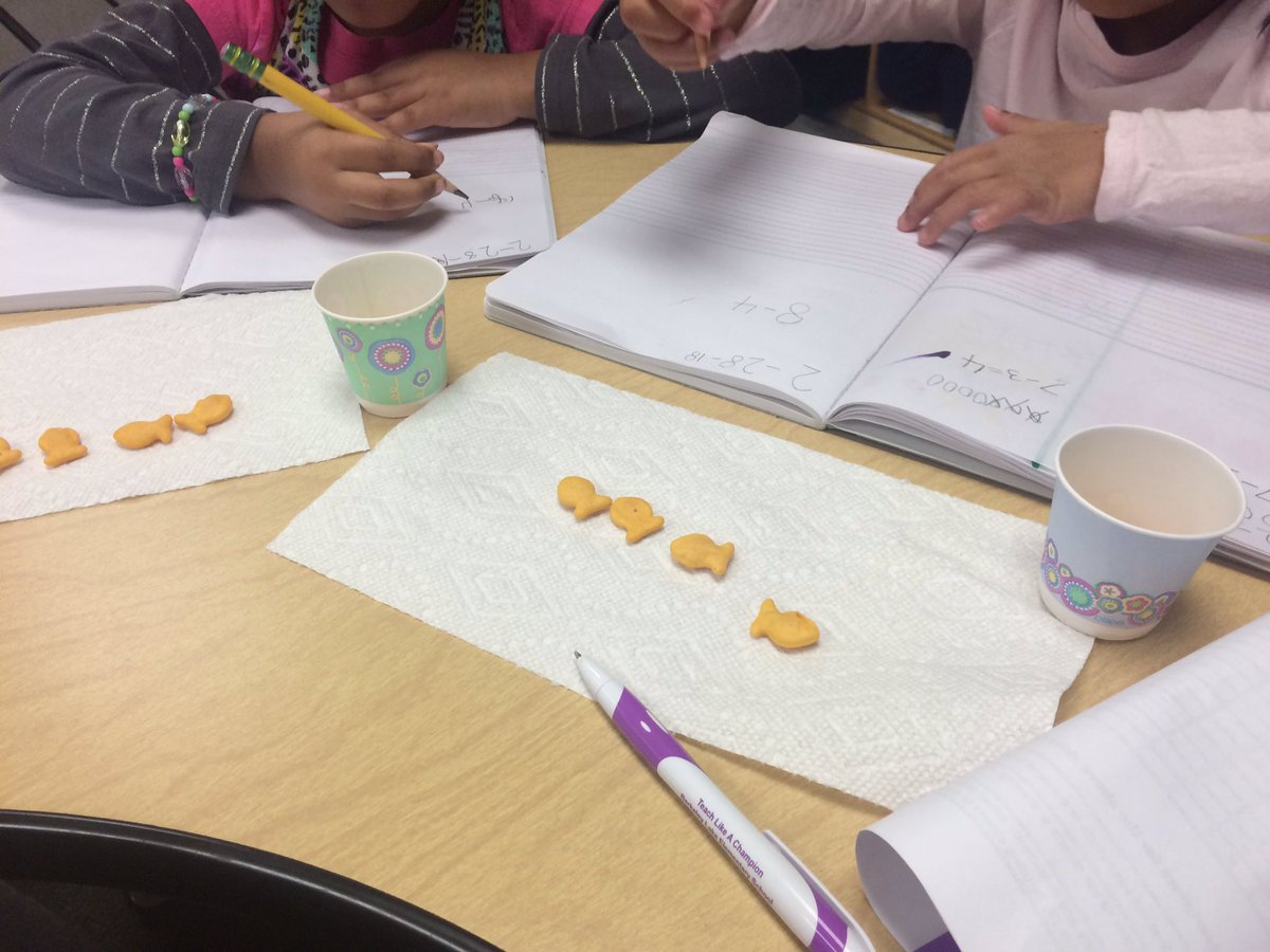 paulatsmith1's tweet photo. Practicing subtraction strategies with goldfish+recording in math journals= fun guided math in Mrs. Smith's K class this week! https://t.co/rQwoyYt9gd