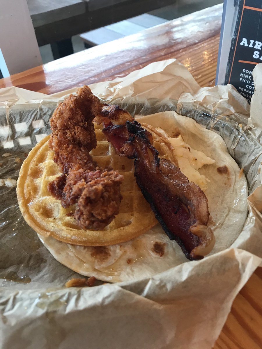 aneid1's tweet photo. Hey @torchystacos if you could make the Roscoe and permanent menu item, that’d be greaaaat. Thanks! #GOAT #theroscoe https://t.co/wjdaWWdag5