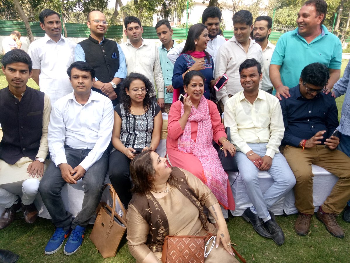 SainimohitIyc's tweet photo. Wonderful Get Together Wd Our Del Med. & Communication Incharge Respected .@Sharmistha_GK President @dpmc Organised Joyful Afternoon Lunch For All #DigitalMediaTeam Of Delhi @INCDelhi At Her Residence #RajajiMarg New Delhi.
@ajaymaken @OfficeOfRG @Khemchand06 @panwarrajneesh https://t.co/gWy61uDmLL
