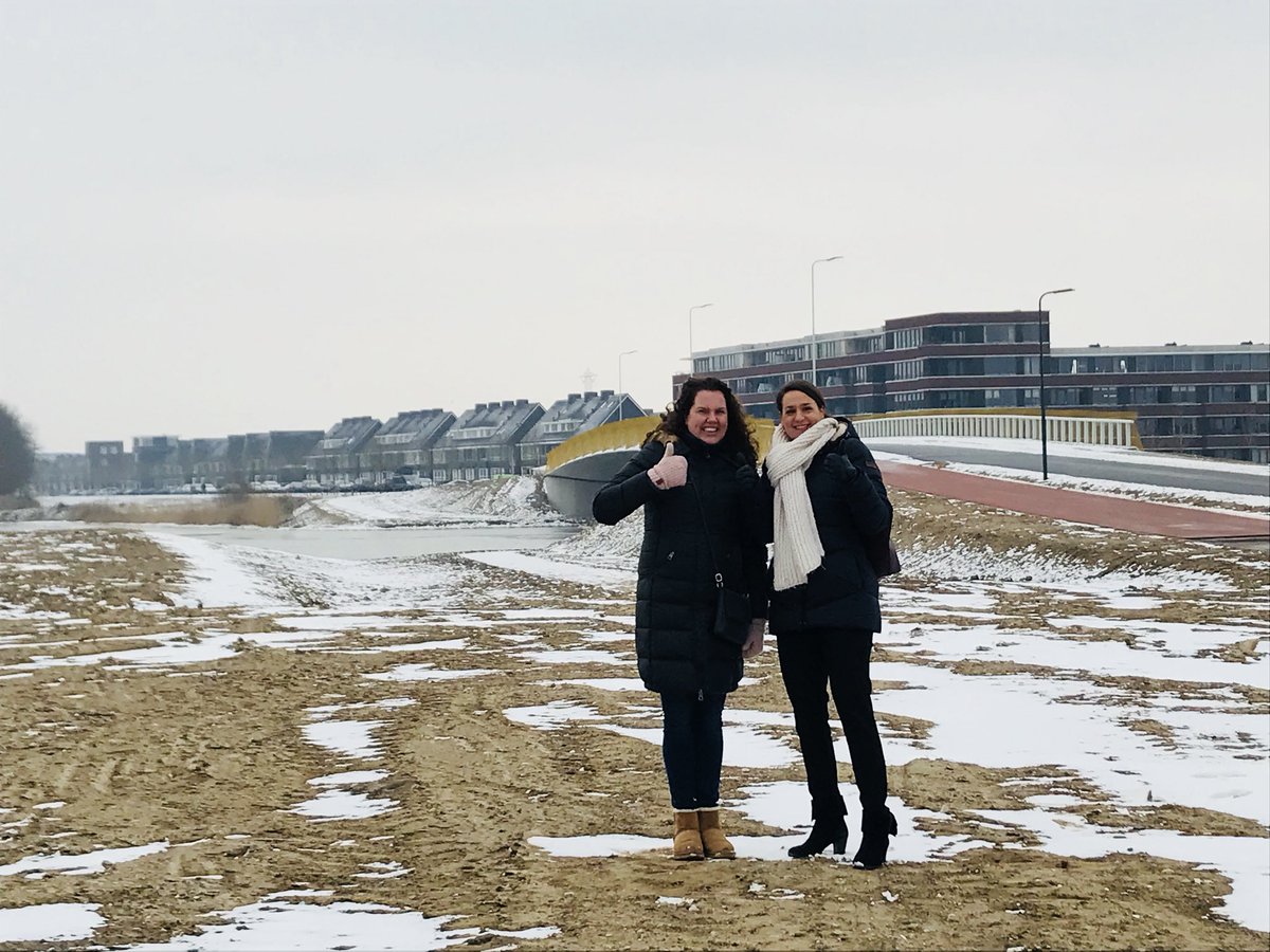 Wij zijn er klaar voor! Hier ongeveer gaat de tijdelijke voorziening van @kc_delanen geplaatst worden. We bruisen van de plannen! <a href="/signumonderwijs/">Signum Onderwijs</a> <a href="/OnsKindbureau/">Ons Kindbureau</a> <a href="/rodenborch/">Rodenborch-College</a>