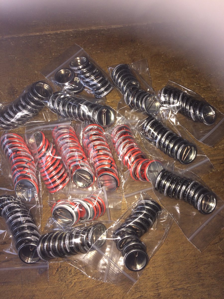 Snow? Nothing stops the grit and determination of our Postie!
The badges are here!
We are excited AJs 
#everyonelovesabadge
#feelthesteel
#dert2018