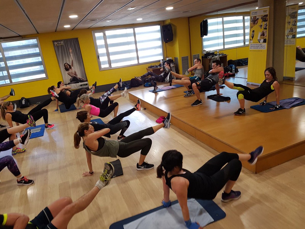 ReusDeportiu's tweet photo. #SocisRD | Com a Club certificat #LesMills avui hem presentat les noves coreografies #BodyPump105 i #BodyCombat75 https://t.co/uH8vAVbOAq