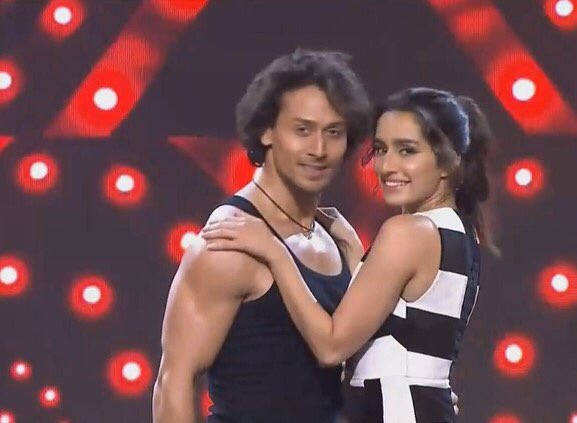 TigerShroff_RU's tweet photo. ♥️ #ShraddhaKapoor #tigershroff https://t.co/mjeEBLgM9H