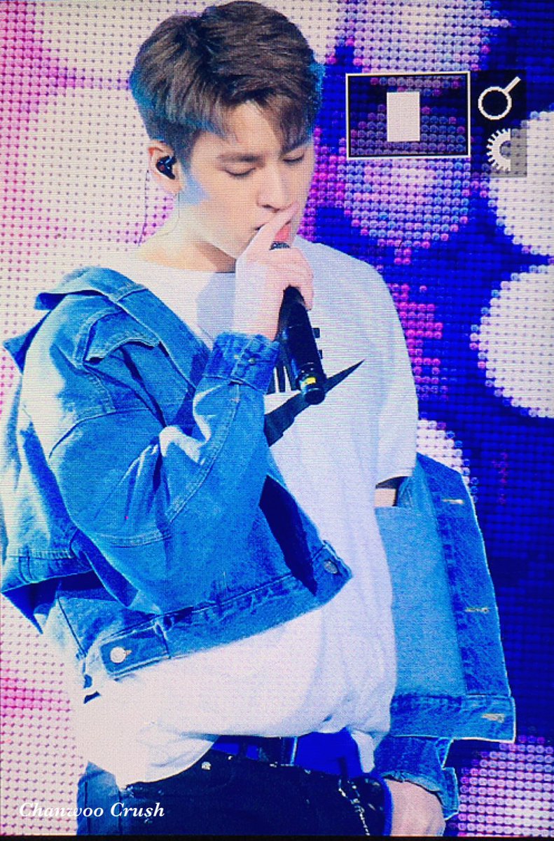 ChanwooCrush_'s tweet photo. [Preview] 180303 Nike 스포츠페스티벌. ❤️
#iKON #CHANWOO #CHAN  #정찬우 #찬우크러쉬 https://t.co/jNJNdxr5xg