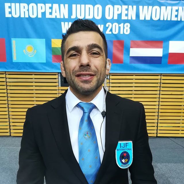 Olympic Champion, Giuseppe MADDALONI is amongst the refereeing crew at #JudoWarsaw2018. He quoted: "Refereeing gives me the same tention I had as an athlete, that is one of the reason I like it and really enjoy it." ift.tt/2GZHqSv