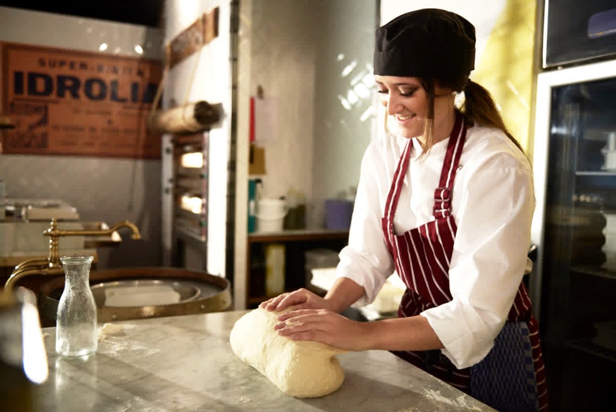 macellaiorc's tweet image. 💕Mama mia! 💕This #MothersDay spread the love with our delicious 3hr Interactive #BakeryMasterclass with Executive Chef &amp;amp; Master Baker, followed by a 3 course meal at #MacellaioRC for £70 this March: qoo.ly/mqcix 🍞