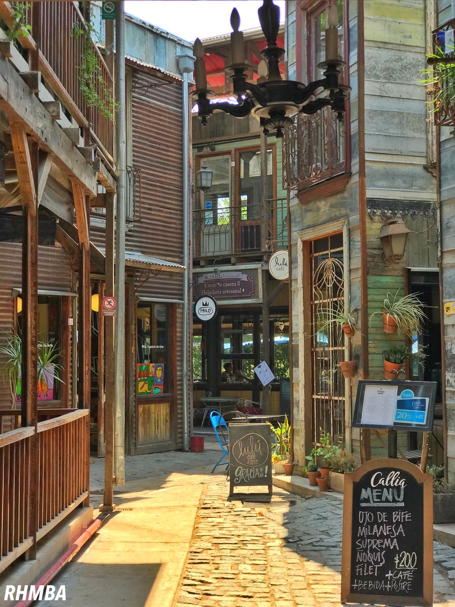 RHMBA's tweet image. Prox SAB 17/03 visita grupal al Mercado de Maschwitz, torre toscana y el Dique de Villa La Ñata, venis ? bit.ly/2oAzTTp 🌿 #turismo #buenosaires #caba #BuenSabado