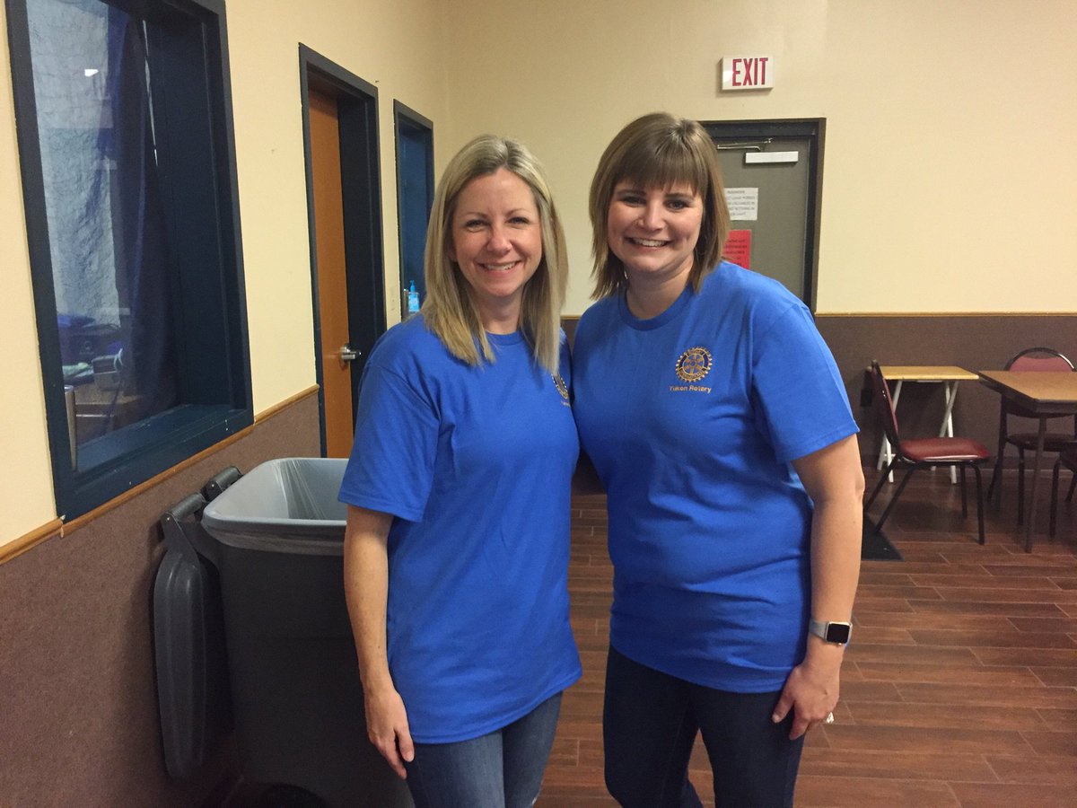 YukonRotary's tweet photo. @YukonRotary Pancake Breakfast in full swing... COME JOIN US!! https://t.co/ZVfe1JNinj