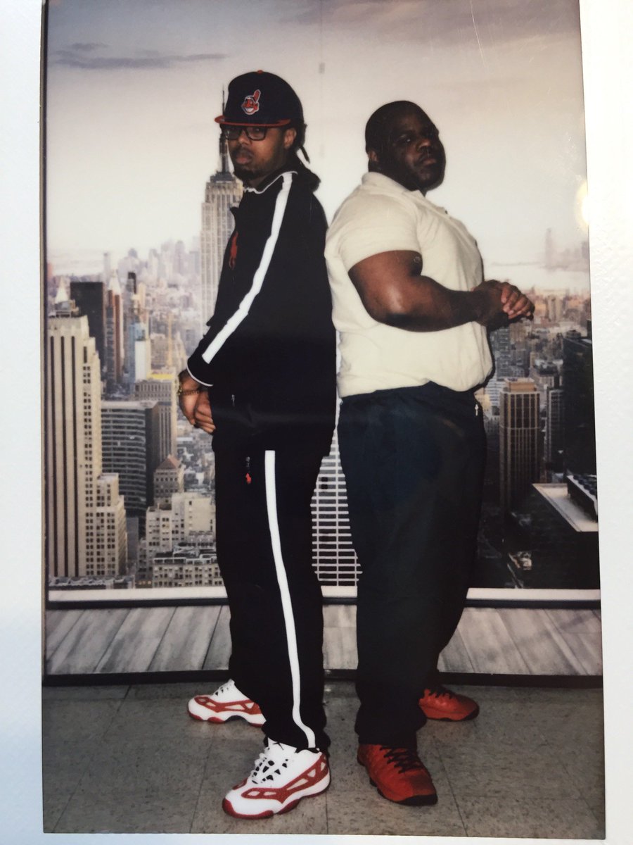 PdashBackslash's tweet photo. Never forget homies on lock... #OurGeneration #GK2TheTre #BigFooling #NoNewKin #Side2Side
#Back2Back #Bully2Billy #2Titans 🎯🎯🎯
#NowWatchMyNextMove
#WorldwideGangstaShit #BullyFam https://t.co/cUTE9OqLBH