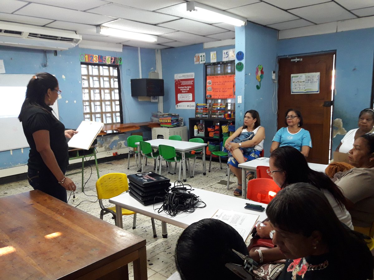 JillEscandon's tweet photo. Socialiazación - Resultados prueba de Caracterización del nivel de fluidez y comprensión por el líder de transferencia IEAN 👩‍🏫☝️📚 #JuntosPorElMejoramientoDeLosAprendizajes @lpuellol @DIANAECHAVARRIA @EvelynAriza2 @sedcartagena @TPTACartagena @Mineducacion @PTA_Colombia https://t.co/zQTtUVnI1A