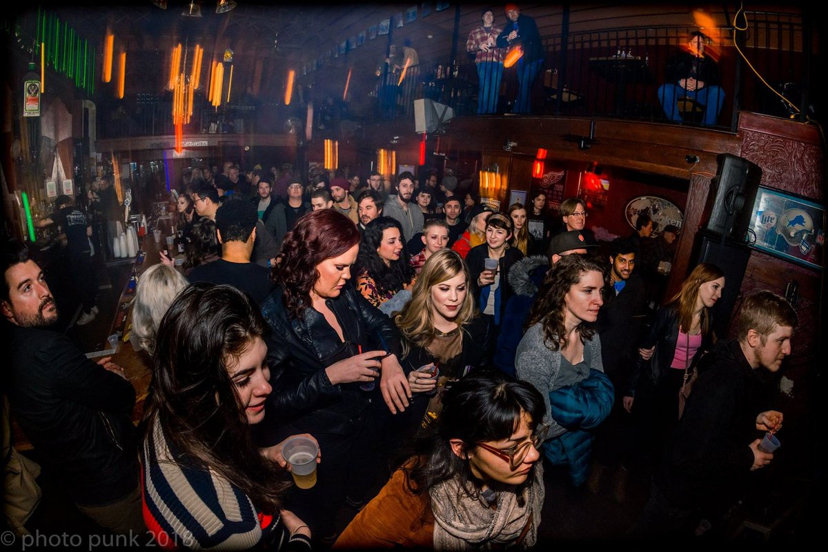 Five Pound Snap tweet media