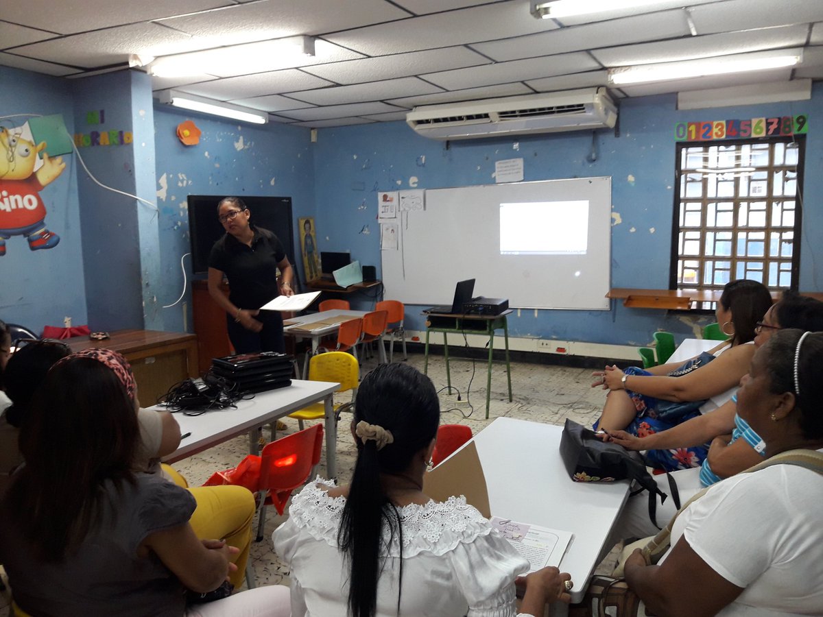 JillEscandon's tweet photo. Socialiazación - Resultados prueba de Caracterización del nivel de fluidez y comprensión por el líder de transferencia IEAN 👩‍🏫☝️📚 #JuntosPorElMejoramientoDeLosAprendizajes @lpuellol @DIANAECHAVARRIA @EvelynAriza2 @sedcartagena @TPTACartagena @Mineducacion @PTA_Colombia https://t.co/zQTtUVnI1A