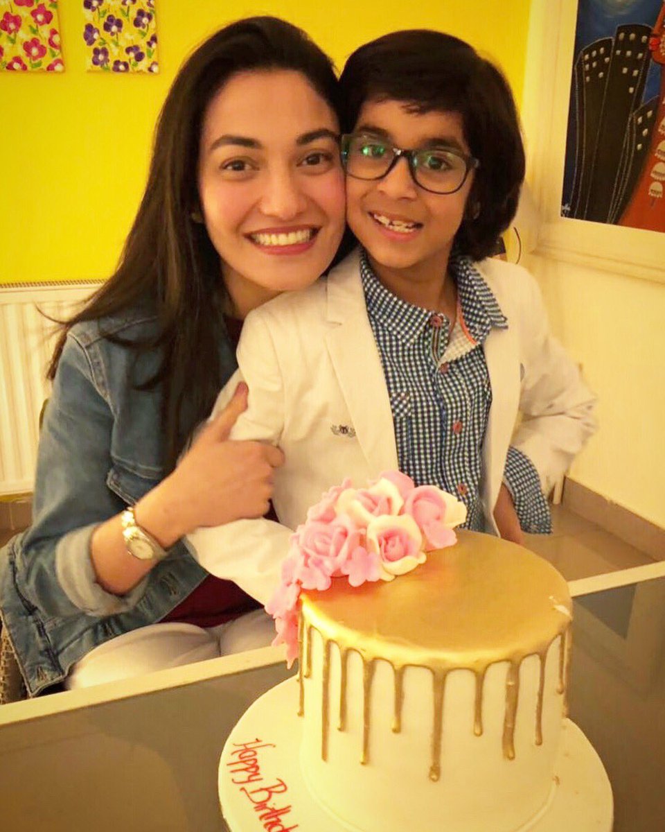 muniba_mazari's tweet photo. Thank you so much everyone for all the love and prayers. Your birthday wishes made my day really special. So blessed to have you all in my life! 🙏🏻 God bless! ♥️😊🎈 https://t.co/0BR8pjBzi5