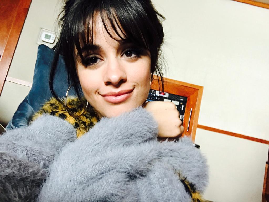 updatecharts's tweet photo. 100 RTs aqui

(Lanço a outra apenas quando essa bater) 

#CamilaCabello #BestSoloBreakout #iHeartAwards https://t.co/ZxEBoXwtmX