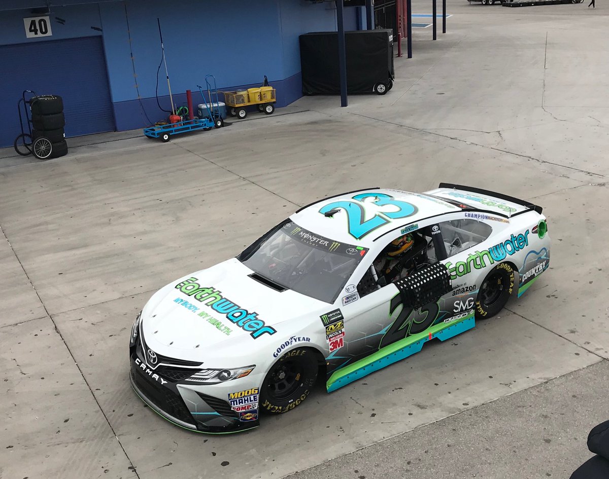 Team_BK23's tweet photo. Finishing a 8 lap running in Final practice.  "Car feels solid".  We're going racing tomorrow.
#Pennzoil400 #NASCARGoesWest @EW_Racing #availableatamazon @graygaulding https://t.co/1j9hFvbU30